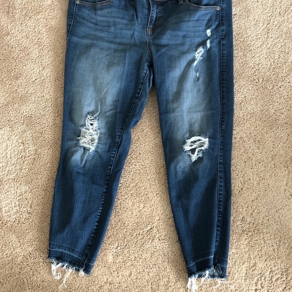 torrid Denim - Torrid distressed capris